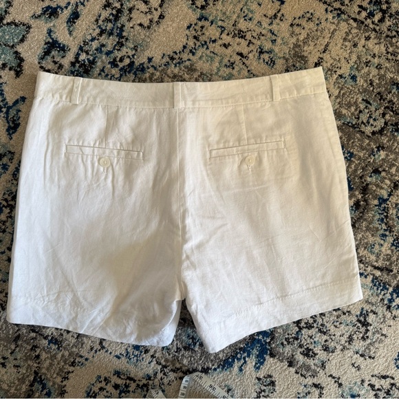 Banana Republic White Shorts Tailored-8 - Picture 2 of 4